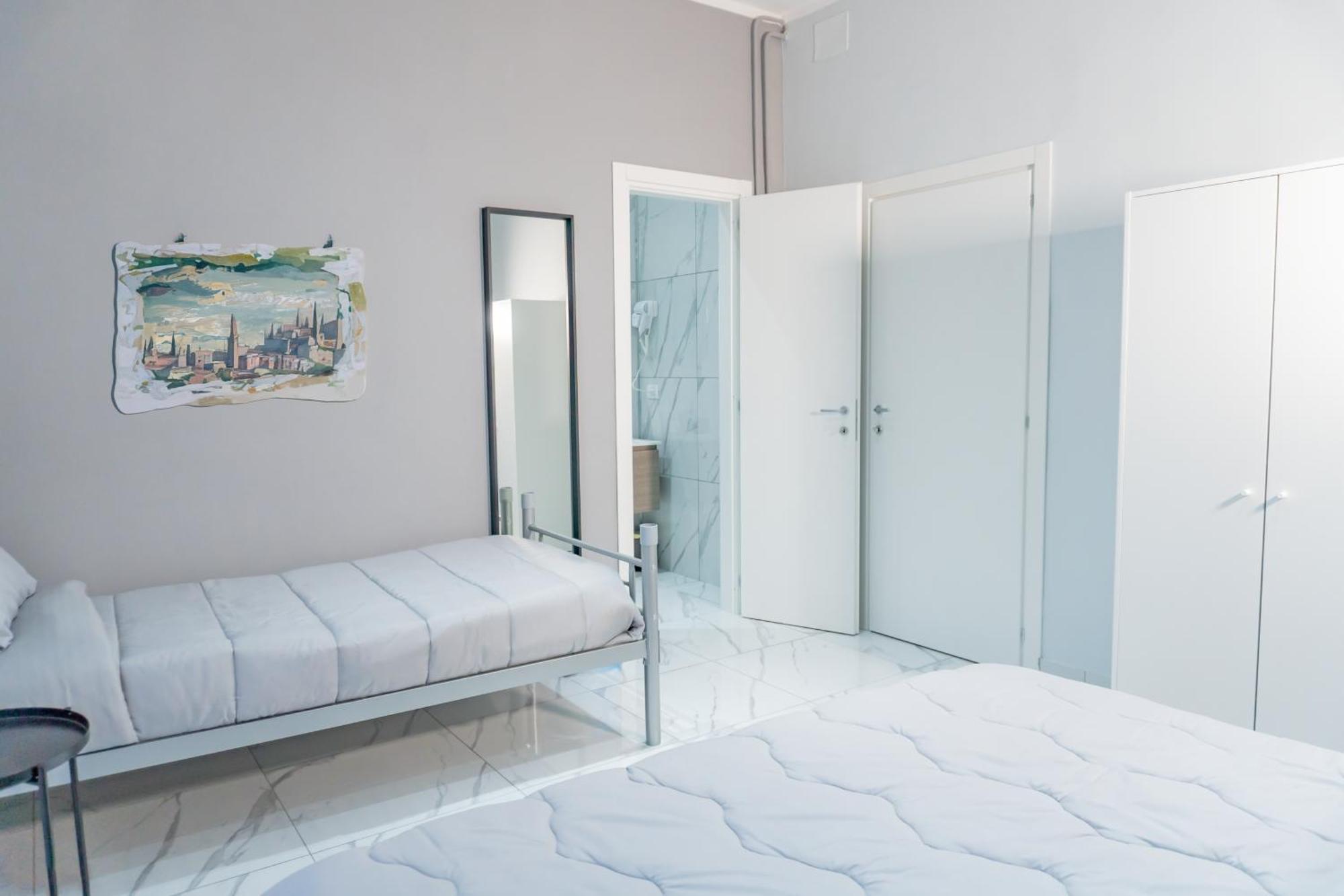Hostel Partenope เนเปิลส์ ภายนอก รูปภาพ