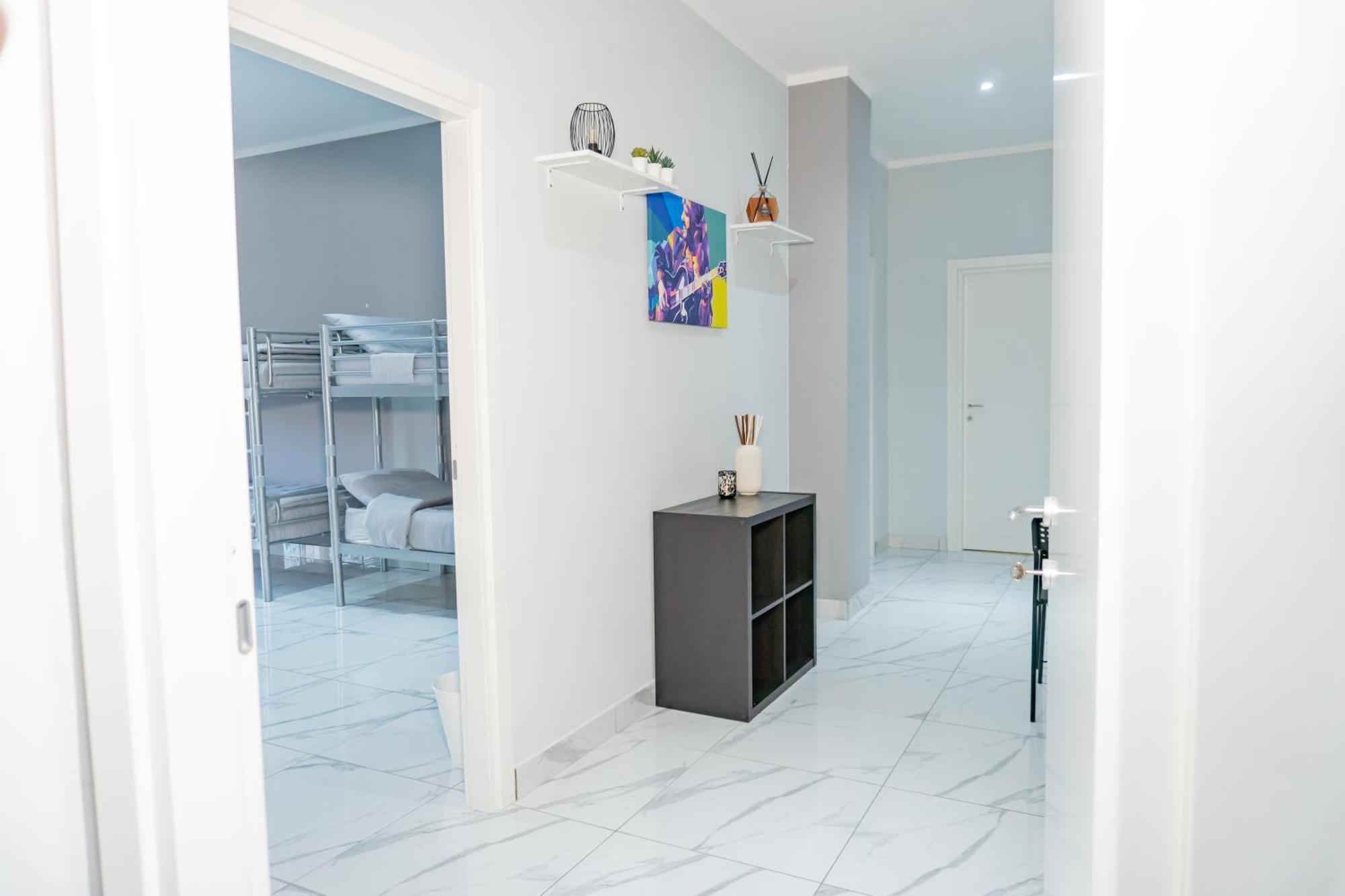 Hostel Partenope เนเปิลส์ ภายนอก รูปภาพ